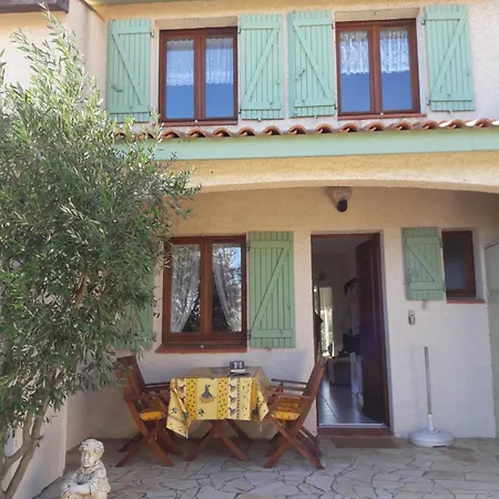 Garrigue Sur Cour Ferienhaus *