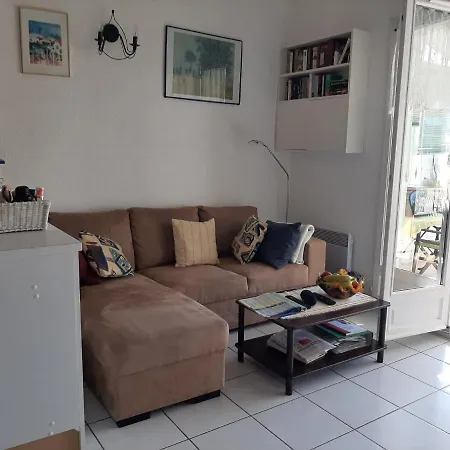 Garrigue Sur Cour Holiday home *