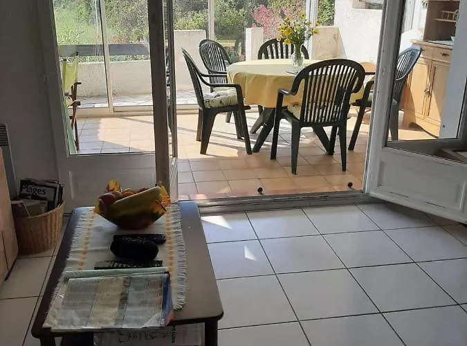 Garrigue Sur Cour Saint-Pierre-la-Mer (Aude)